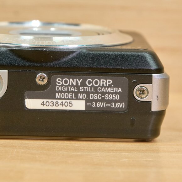 Sony Cybershot DSC-S950 / 10MP Digital Camera / 4x Optical Zoom / Tested - Picture 10 of 11